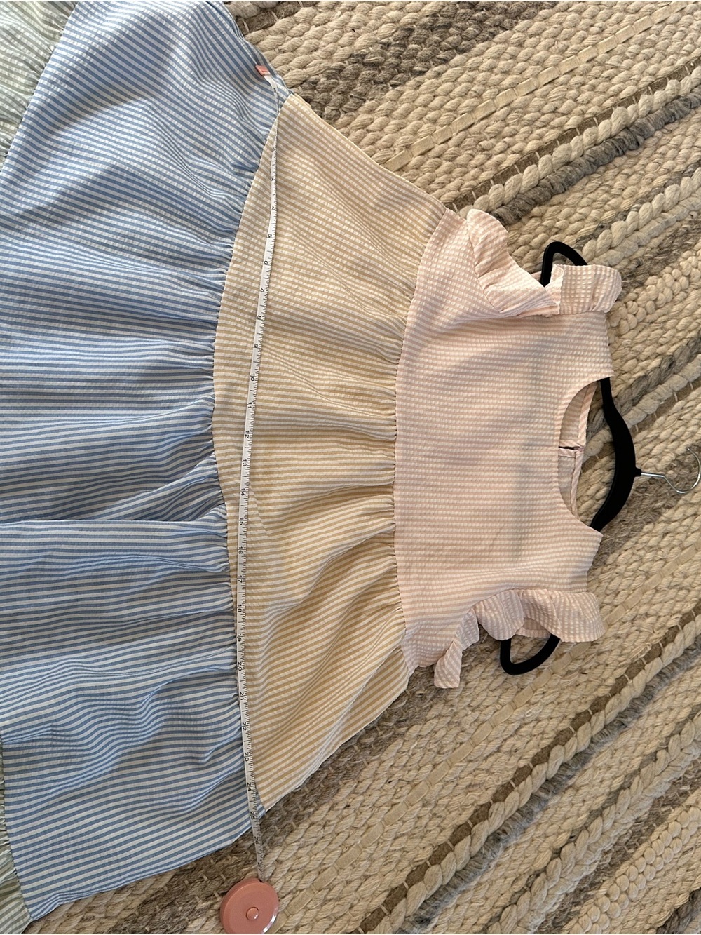 Cute dress! - Picture 7 of 9